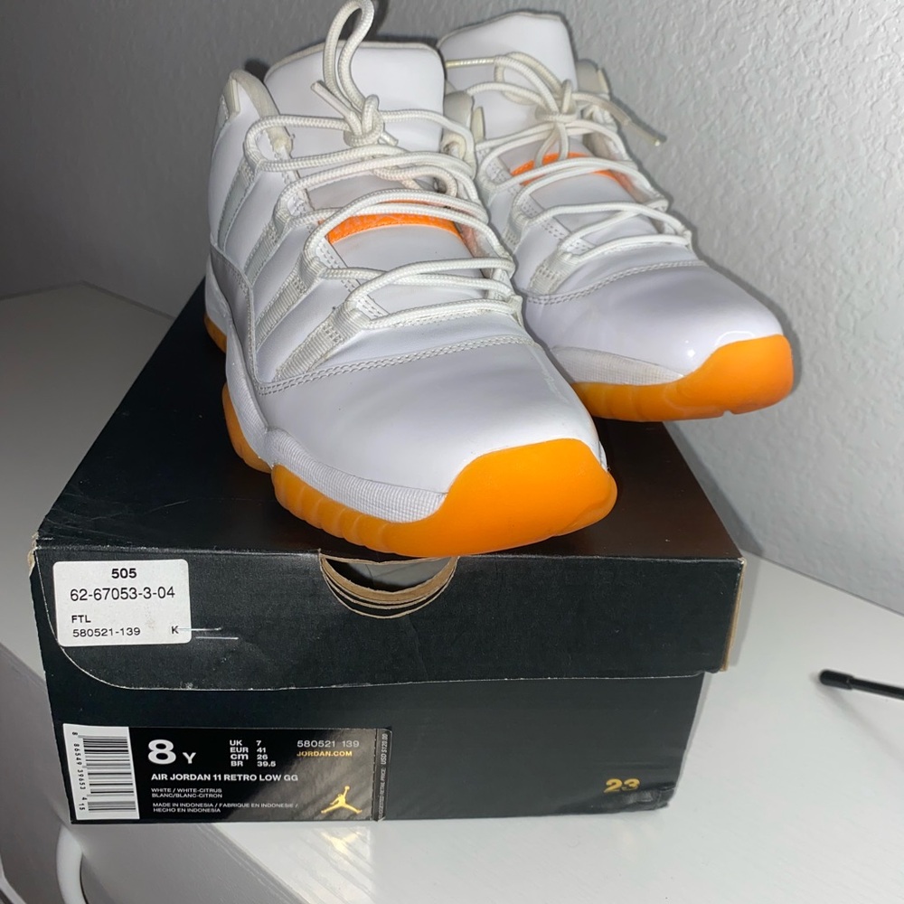 COPY - Retro Jordan 11 low citrus